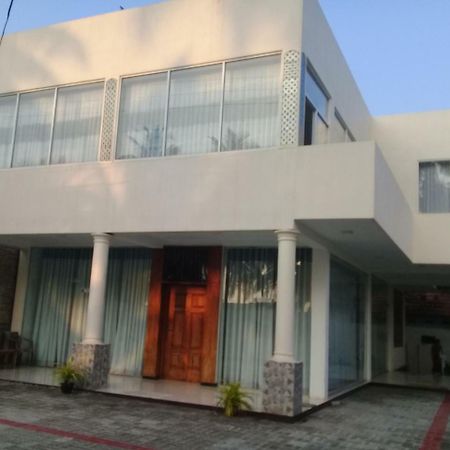 Villa Arianna Wattala Exterior photo