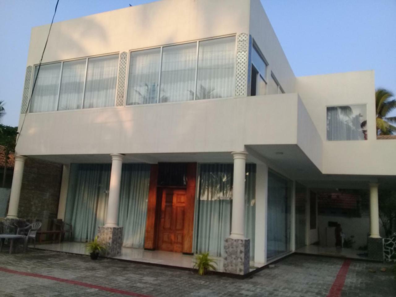 Villa Arianna Wattala Exterior photo